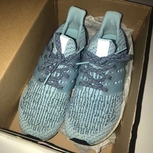 Light blue Adidas Ultra-Boost size 8.0